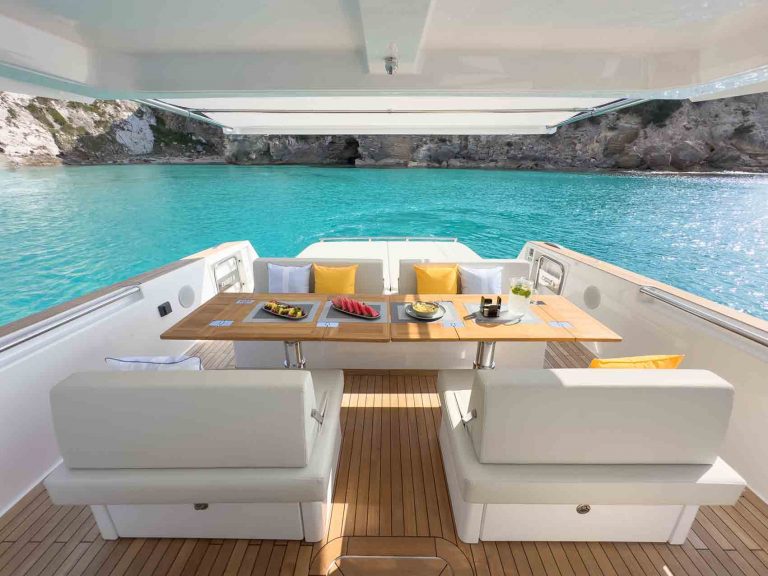 Stern table of Fjord 53XL Vivien - Yacht in Ibiza