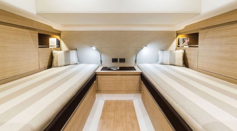 Cabin of Pardo 43 Yaas - Yacht in Ibiza