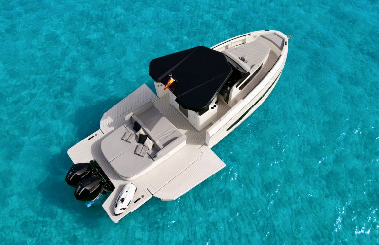 Platform of Kumbra 34 Santos - Yacht in Ibiza