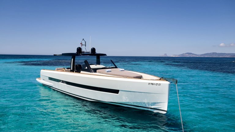 Bow of Fjord 44 Jodelly - Yacht in Ibiza