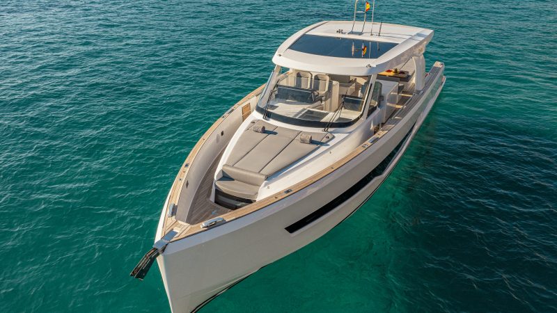 Bow sundeck of Fjord 53XL Calea - Yacht in Ibiza