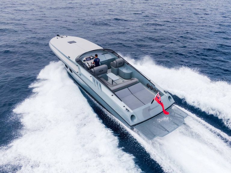 Sailing of Magnum 44 Fuga - Yacht in Ibiza