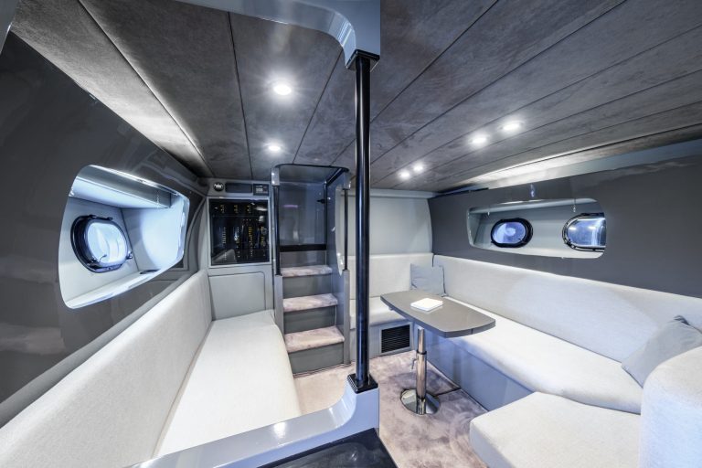 Cabin 2 of Magnum 44 Fuga - Yacht in Ibiza