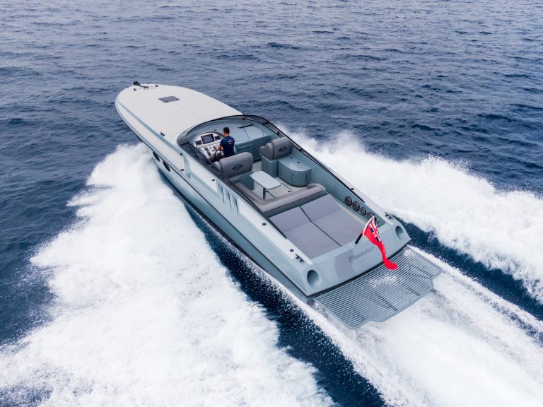 Sailing of Magnum 44 Fuga - Yacht in Ibiza