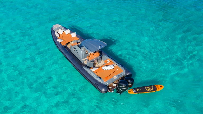 Stern of Nuova Jolly Prince 38 Maluca - Inflatable boat in Ibiza