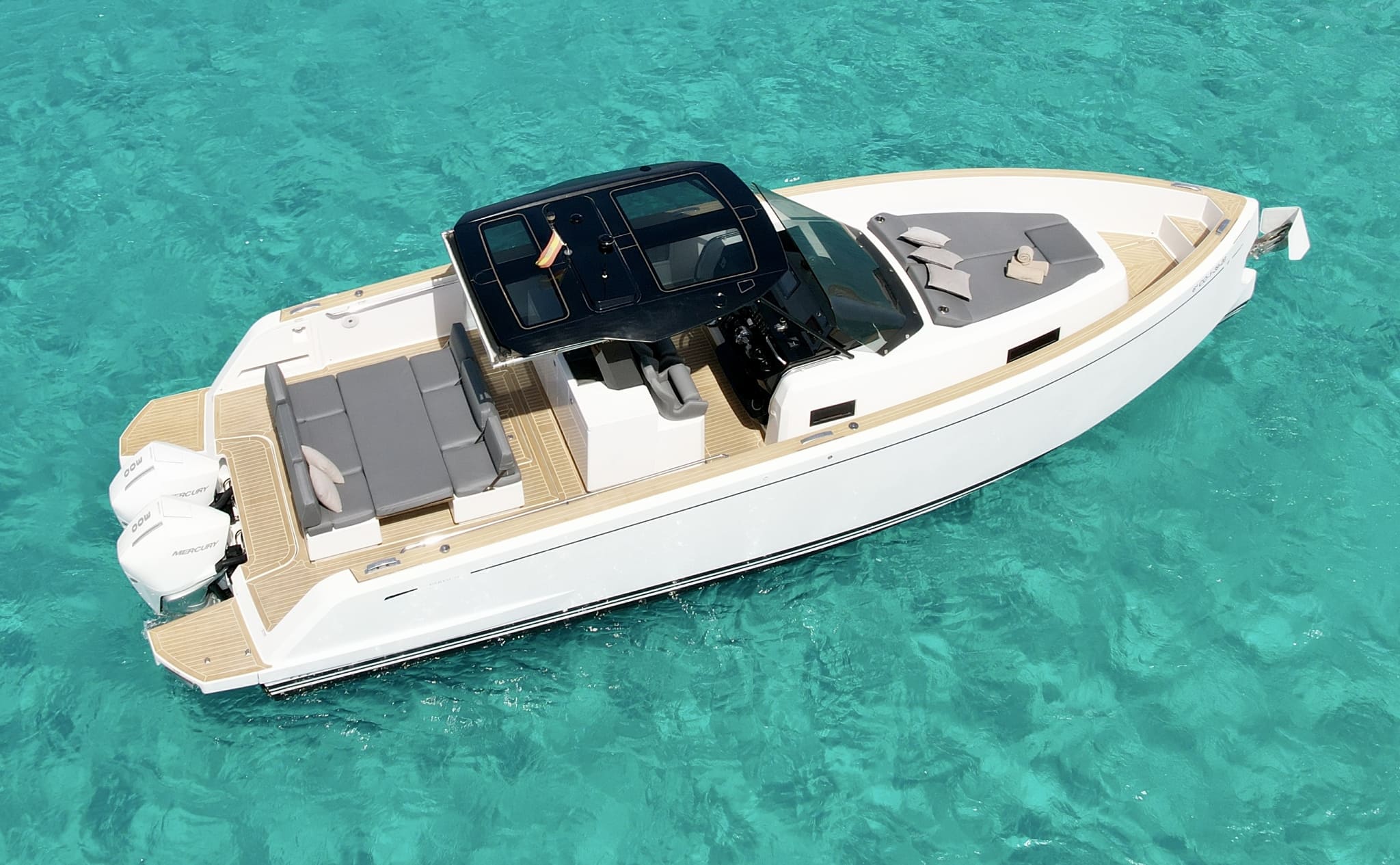 Starboard view 3 of Pardo 38 Just Calm - Yacht in Ibiza