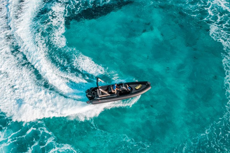 Sailing of Ranieri 27 Cayman Eo2 - Inflatable boat in Ibiza