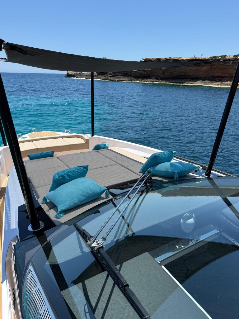 Awnig of Rio Daytona 45 Le Mans - Yacht in Ibiza