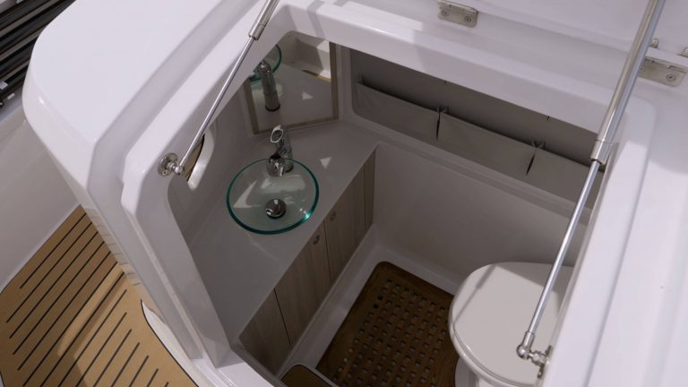 Bathroom of Sterk 31RC Just Magic - Motorboat in Ibiza